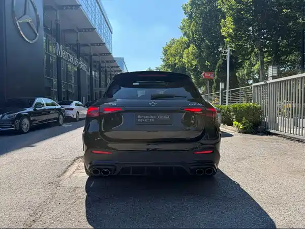 Mercedes-Benz GLC AMG 2025