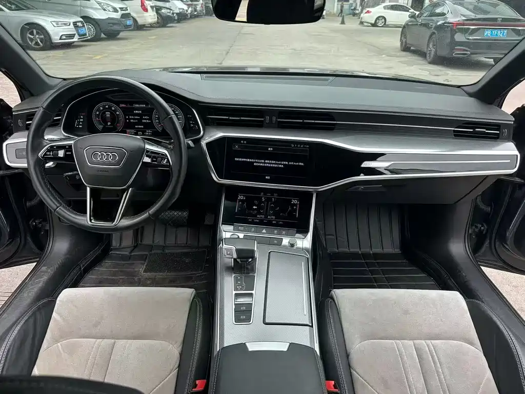 Audi A6L 2022