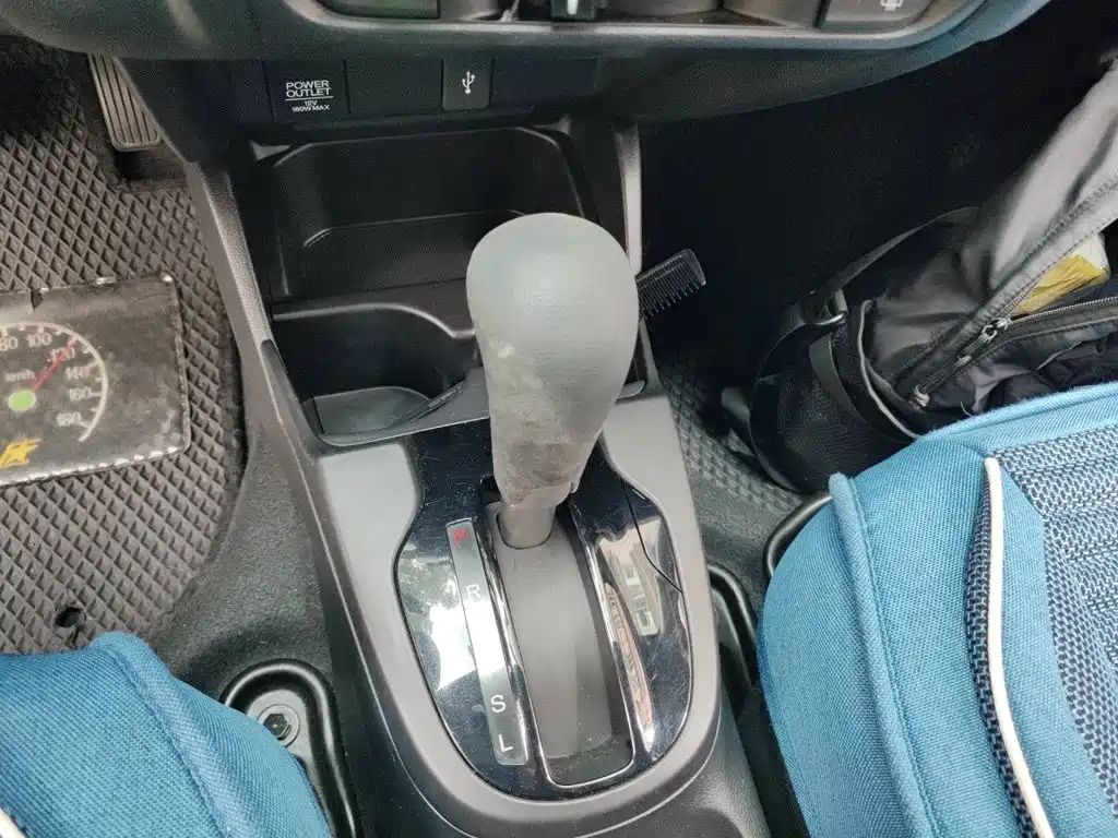 Honda Fit 2016 — фото 15