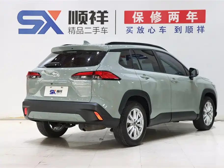 Toyota Corolla Cross 2022 — фото 4