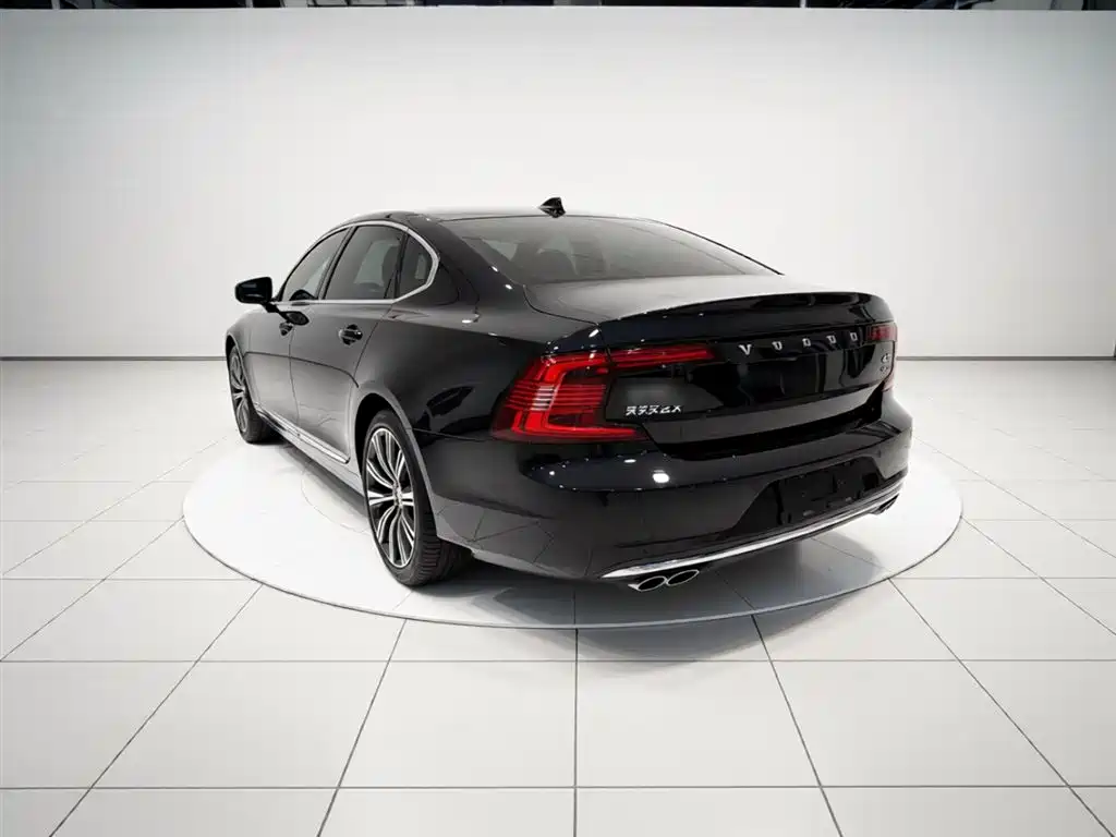 Volvo S90 2025 — фото 9