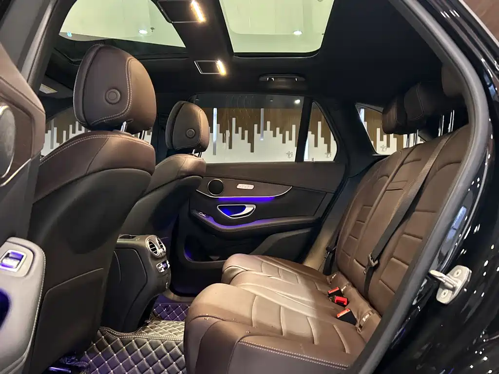 Mercedes-Benz GLC 2022 — фото 16