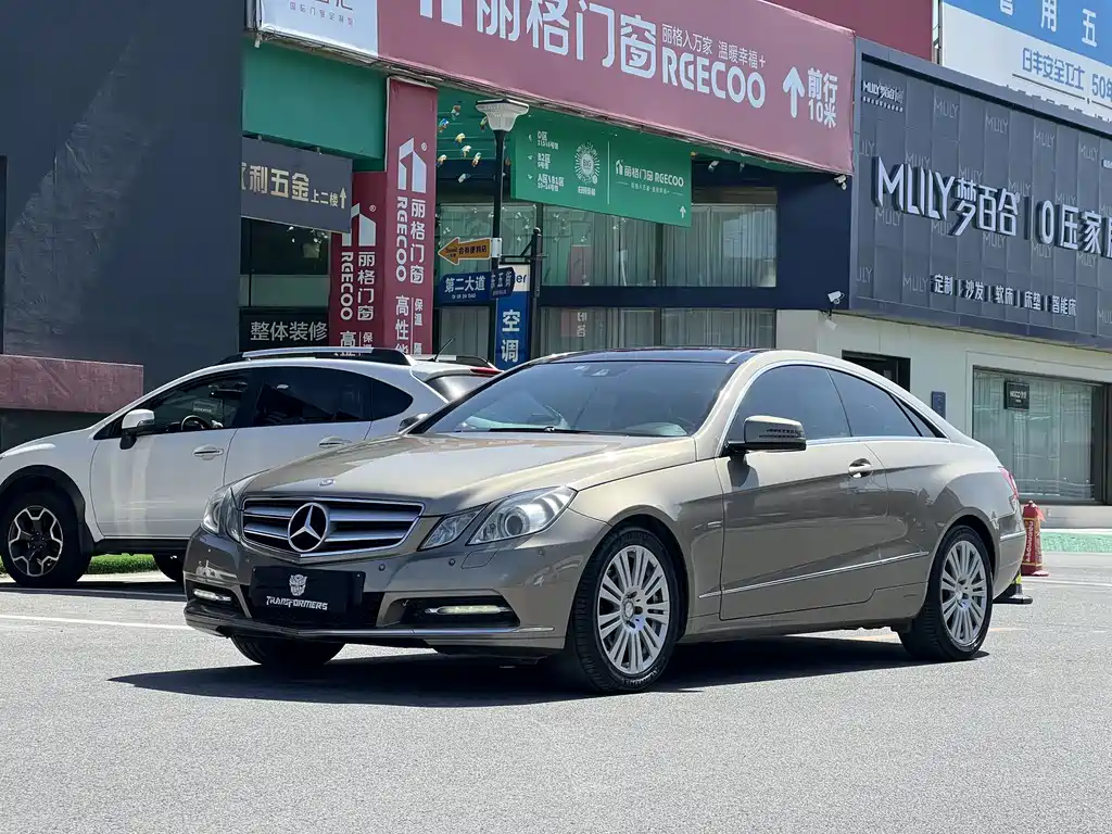 Mercedes-Benz E-Class 2011
