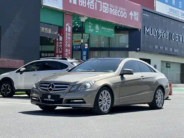 Mercedes-Benz E-Class 2011