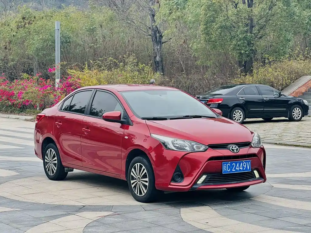 Toyota Yaris L 2017