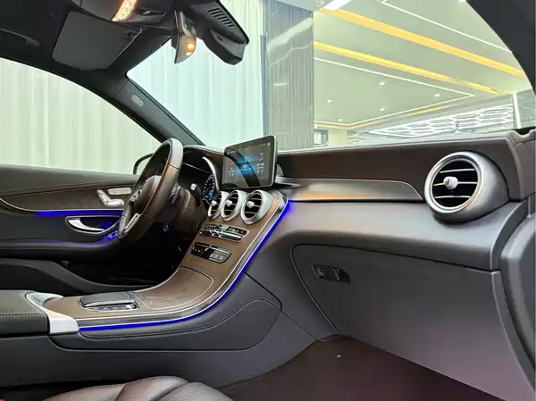 Mercedes-Benz GLC 2020