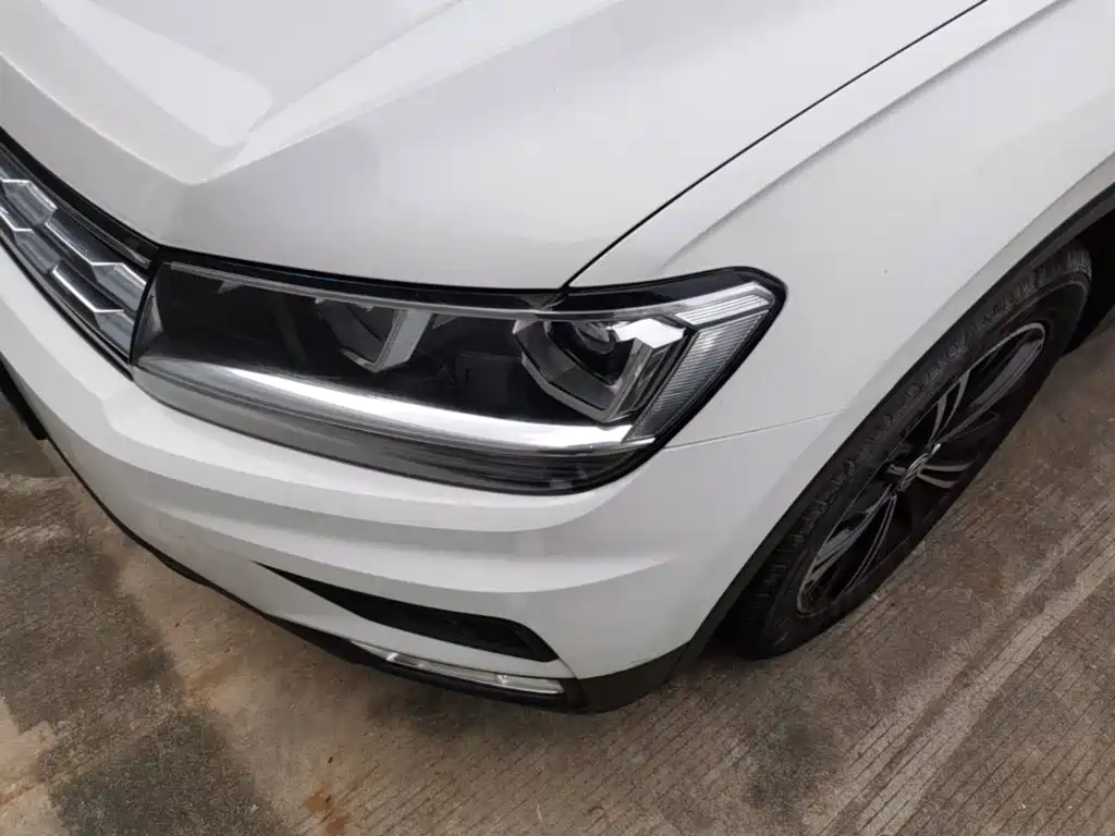 Volkswagen Tiguan L 2020 — фото 24