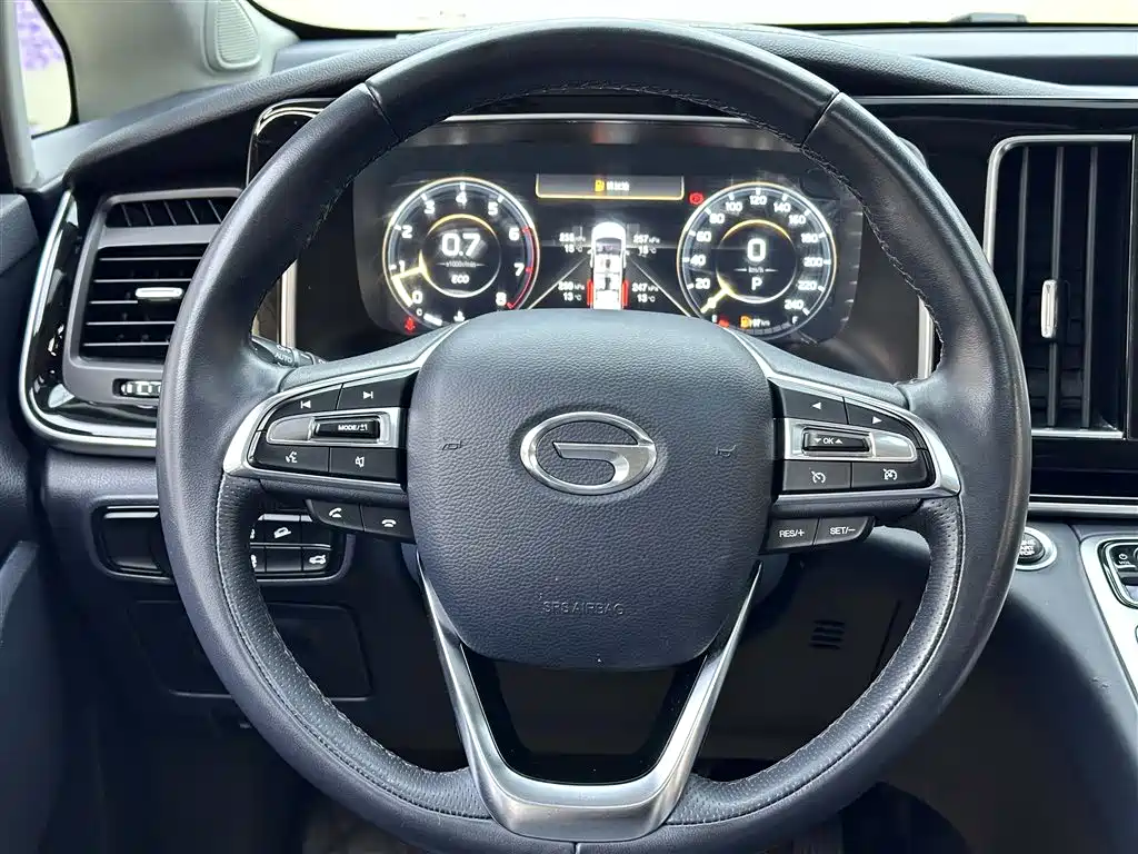 GAC Motor Trumpchi M8 2021 — фото 20