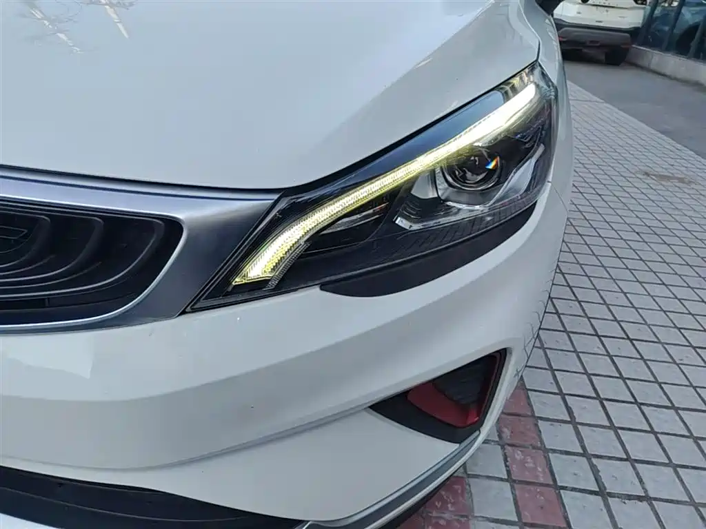 Geely Emgrand GS 2021 — фото 24