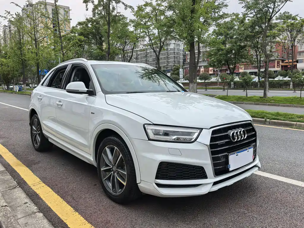 Audi Q3 2019 — фото 3