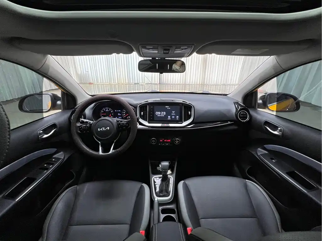 Kia KX1 2021 — фото 12