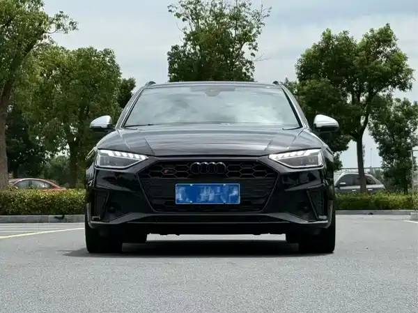 Audi S4 2024