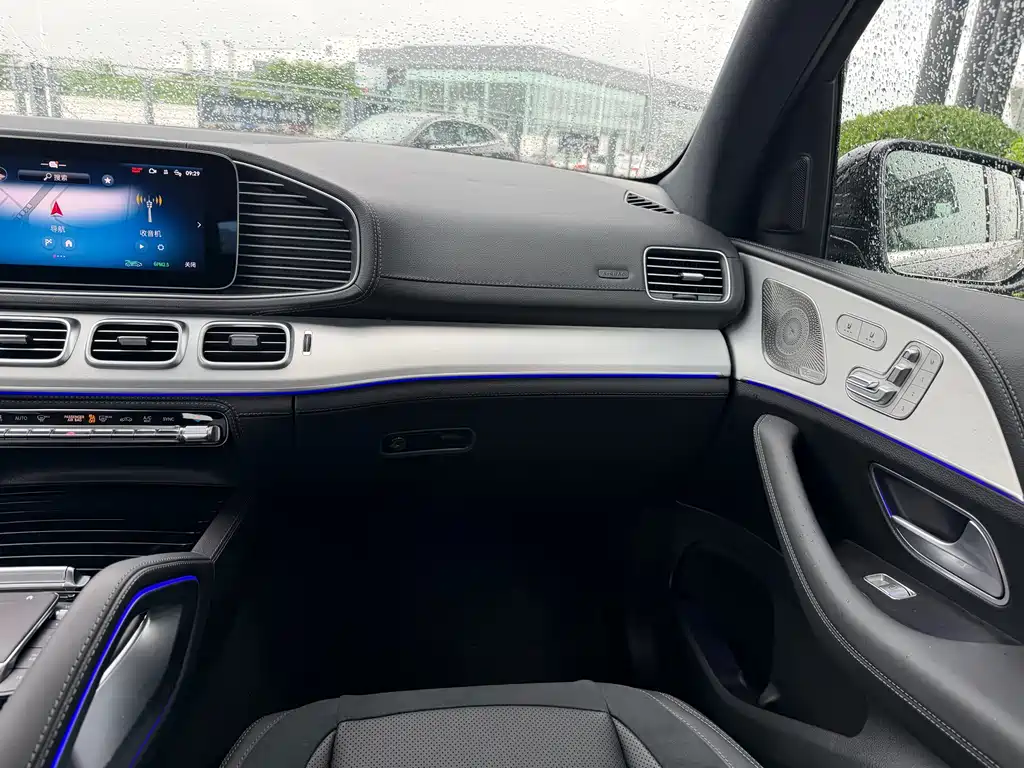 Mercedes-Benz GLE AMG 2025 — фото 19