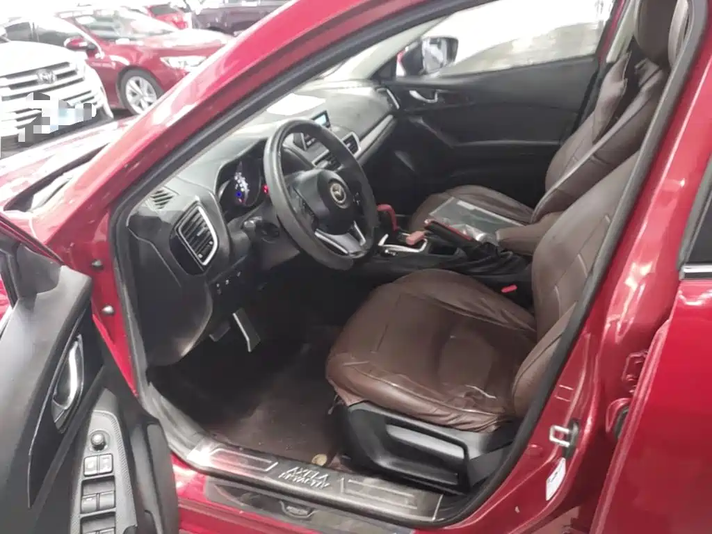 Mazda 3 Axela 2016 — фото 15