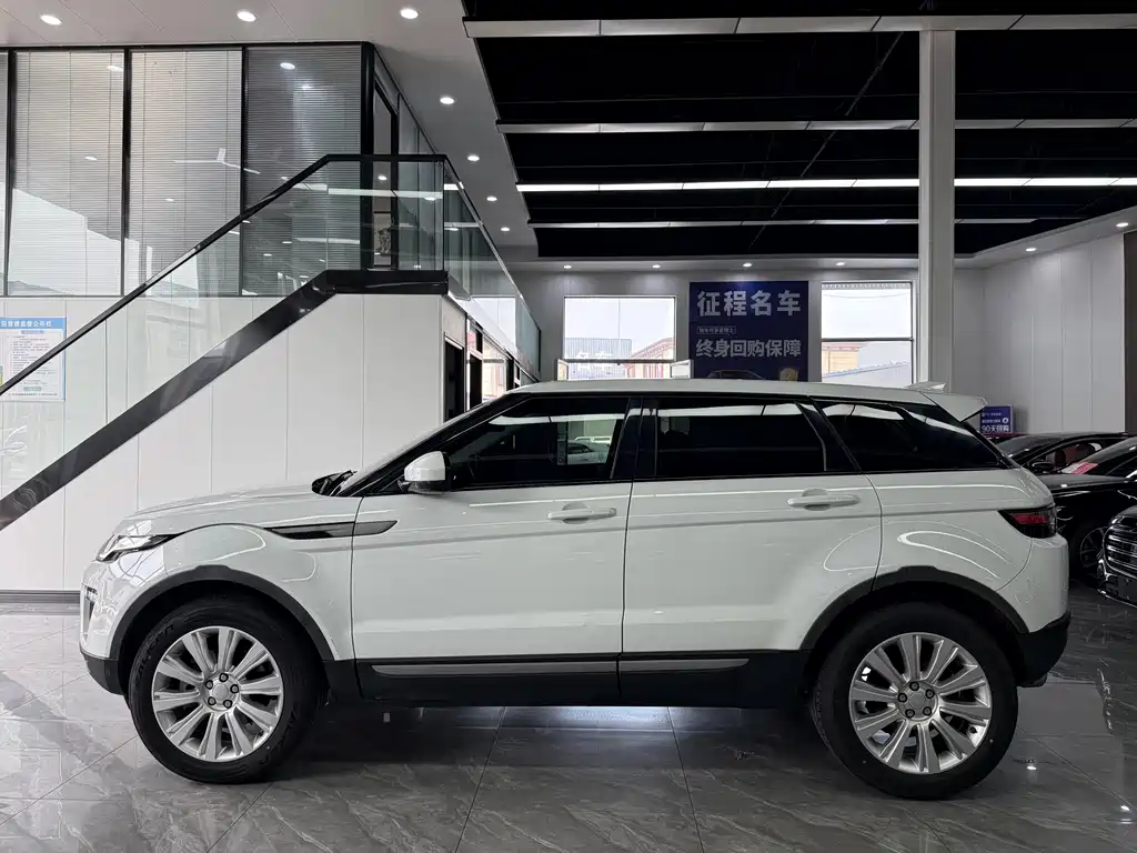 Land Rover Evoque 2017 — фото 3