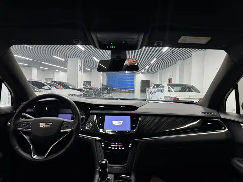 Cadillac XT6 2021