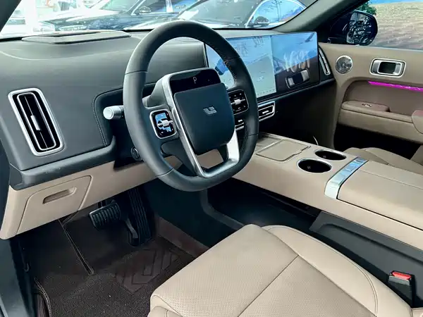 Li Auto L9 2025