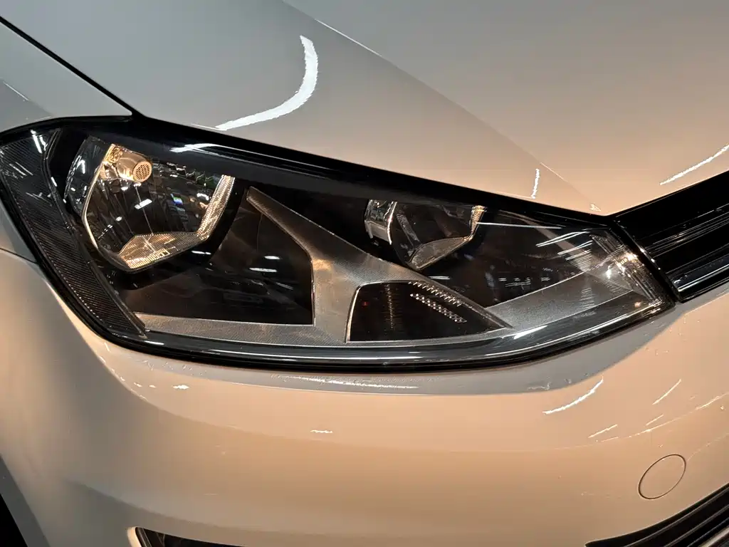 Volkswagen Golf 2016