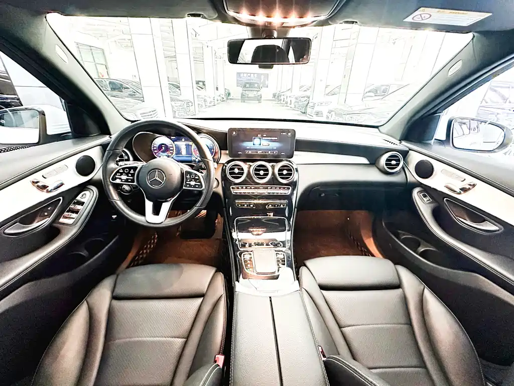 Mercedes-Benz GLC 2021 — фото 11