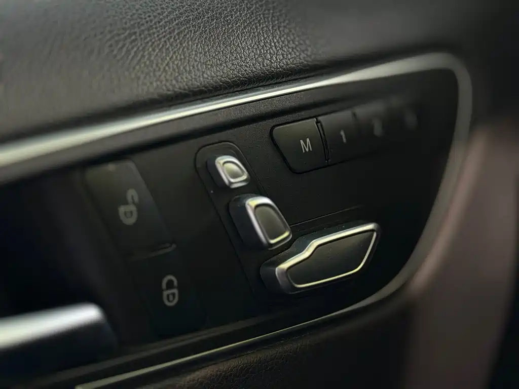 Mercedes-Benz B-Class 2016 — фото 15