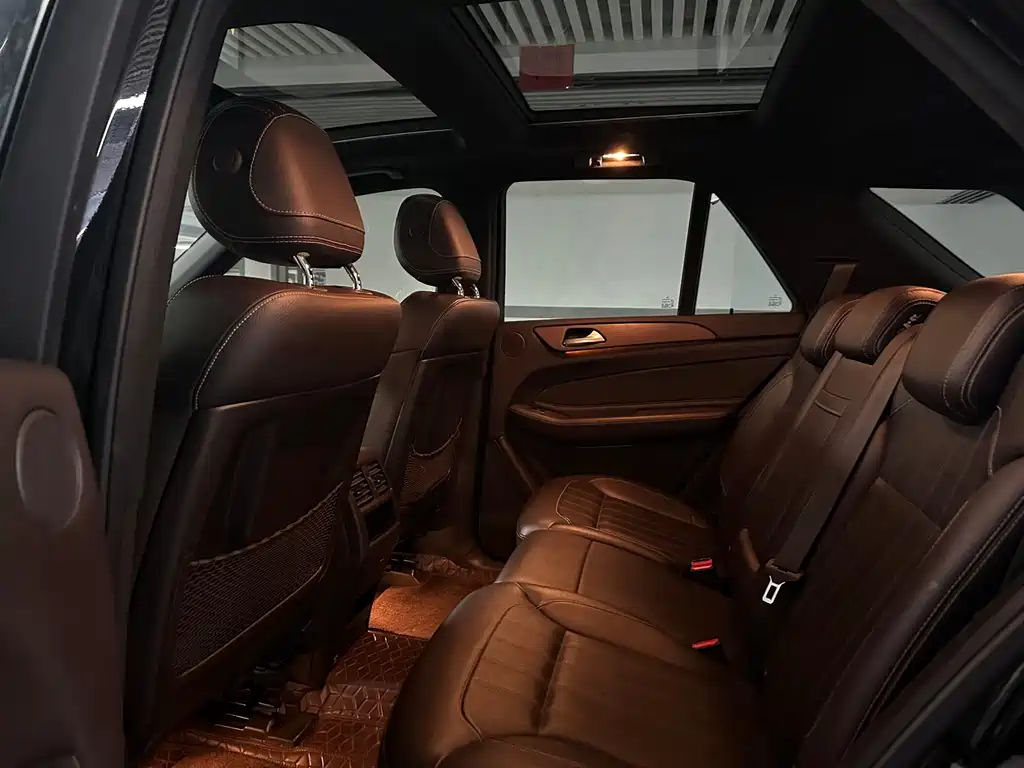 Mercedes-Benz GLE 2019 — фото 17