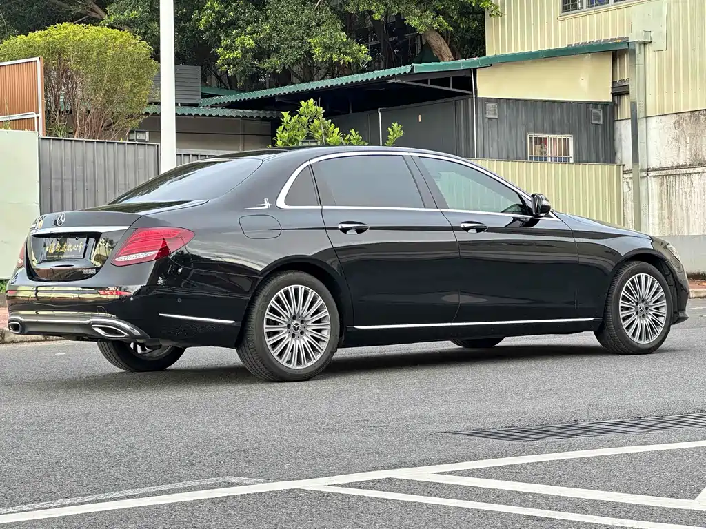 Mercedes-Benz E-Class 2020 — фото 4