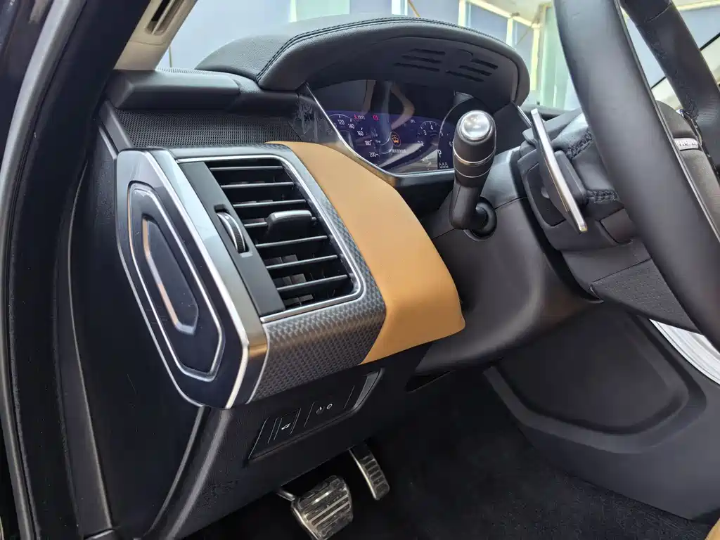 Land Rover Sport 2020