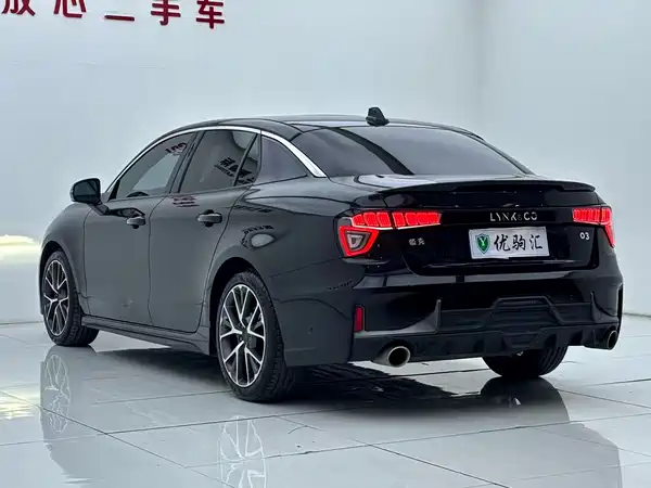 Lynk & Co 03 2022