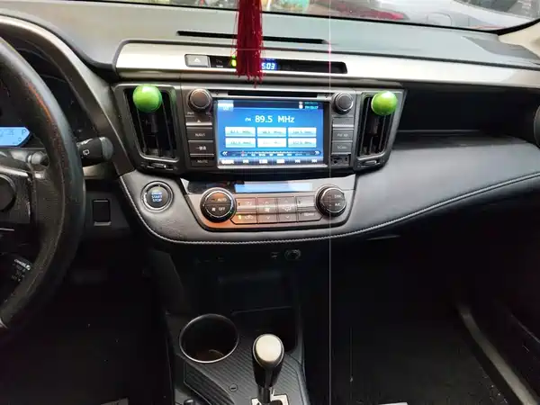 Toyota RAV4 2013