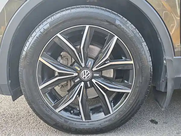 Volkswagen Tiguan L 2017