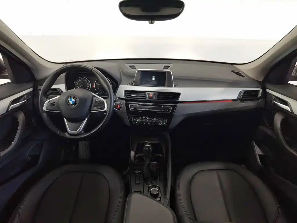BMW X1 2018 — фото 5