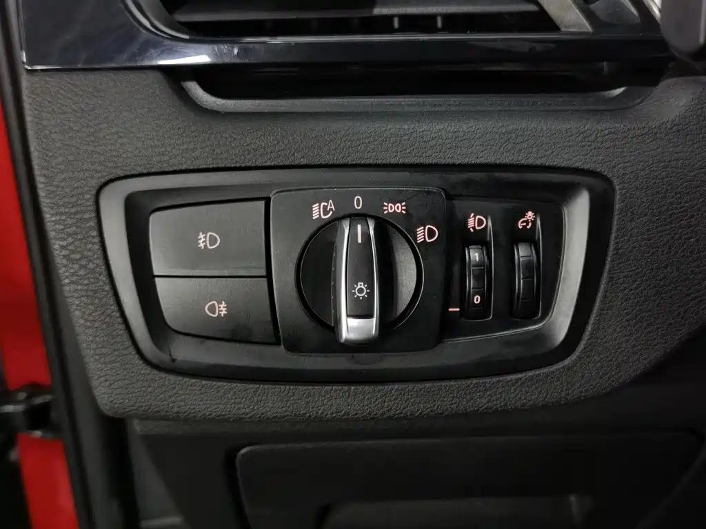 BMW X1 2018 — фото 21