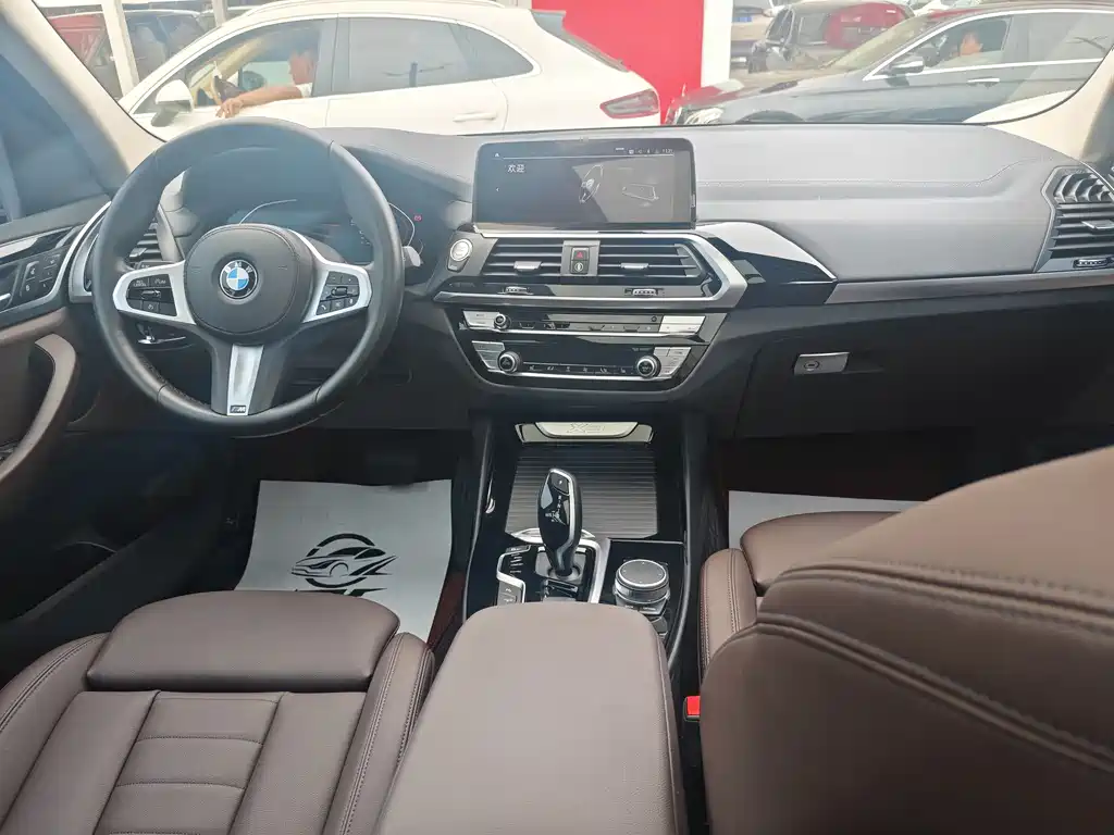 BMW X3 2021 — фото 9