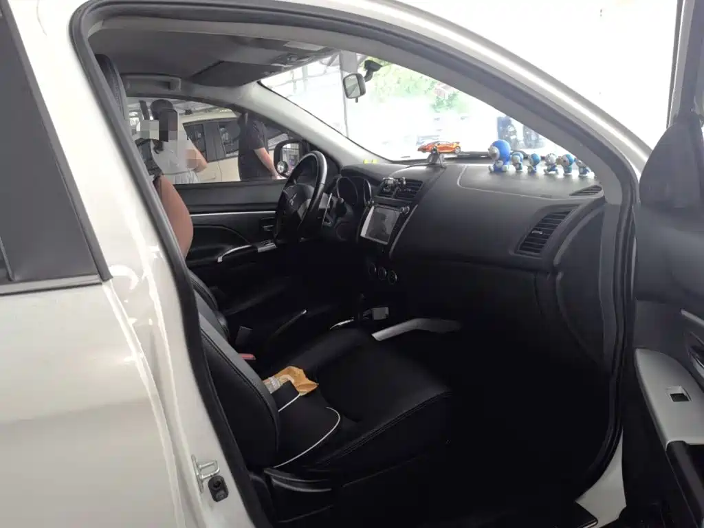 Mitsubishi ASX 2014 — фото 20