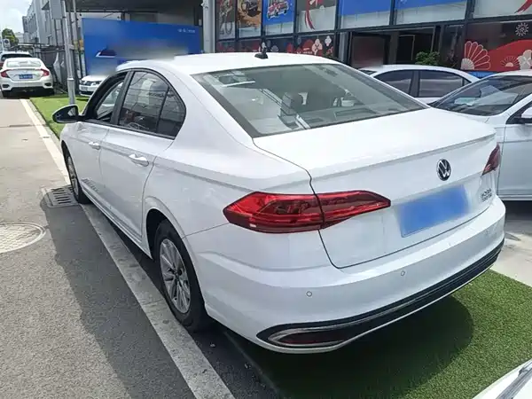Volkswagen Bora 2024