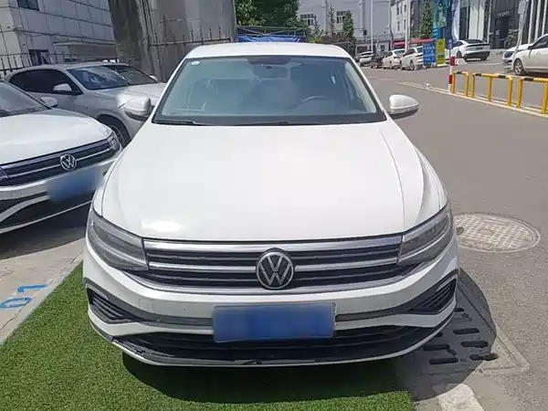 Volkswagen Bora 2024
