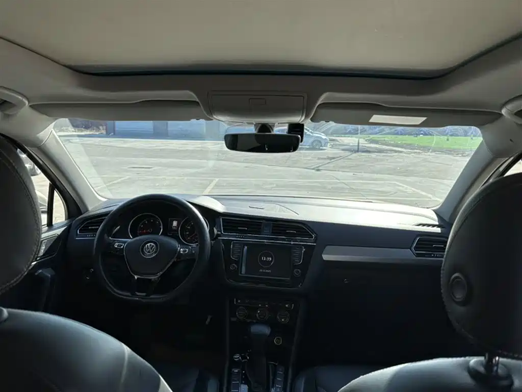 Volkswagen Tiguan L 2017 — фото 14