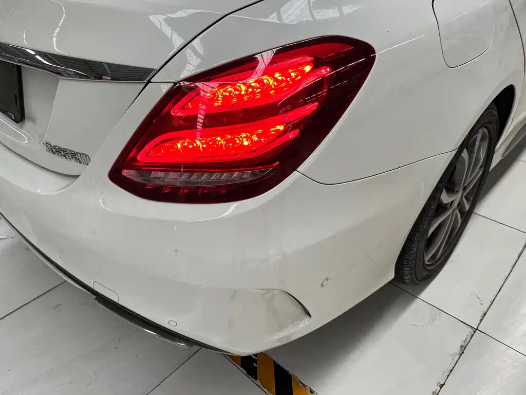 Mercedes-Benz C-Class 2015 — фото 17