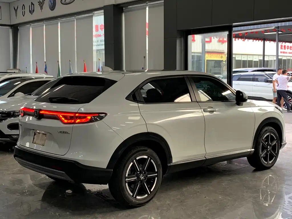 Honda Vezel 2023 — фото 16