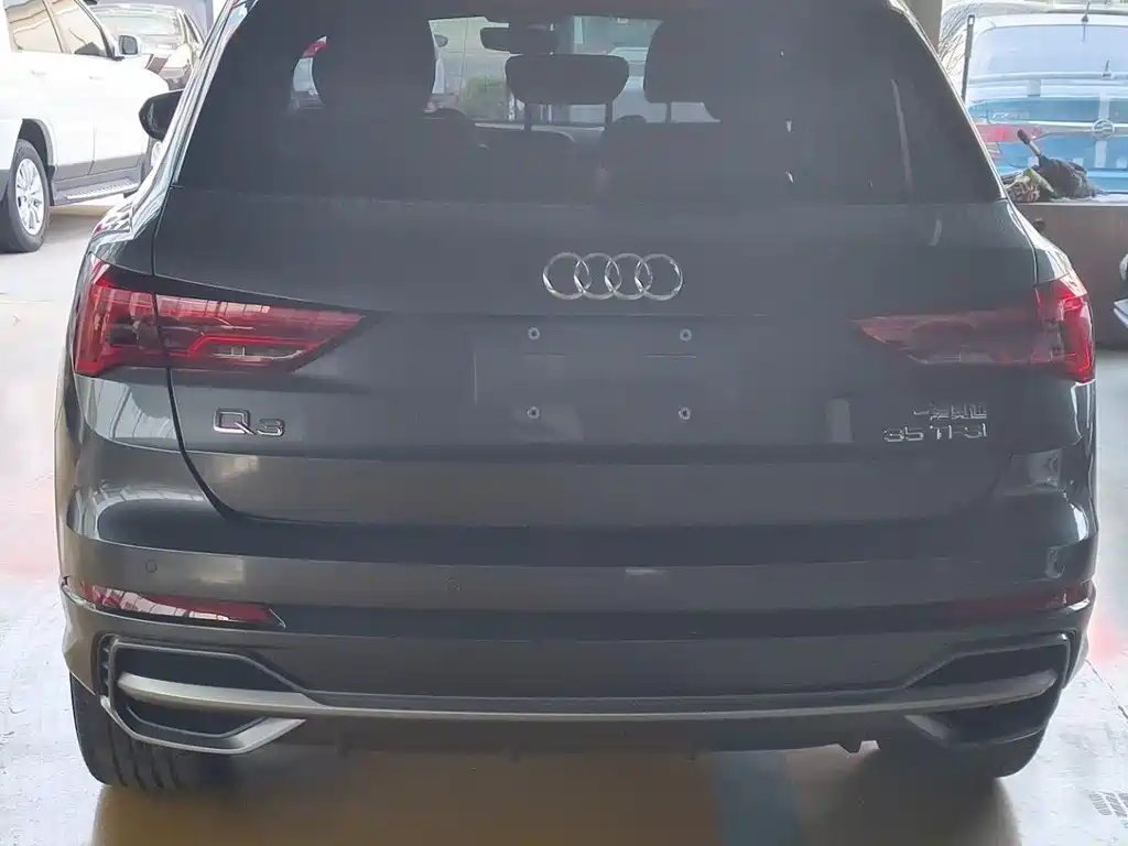 Audi Q3 2023 — фото 4