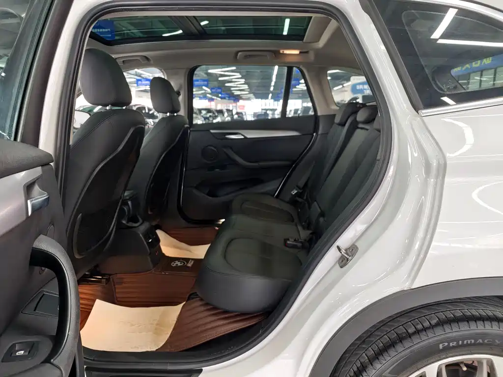 BMW X1 2019 — фото 10