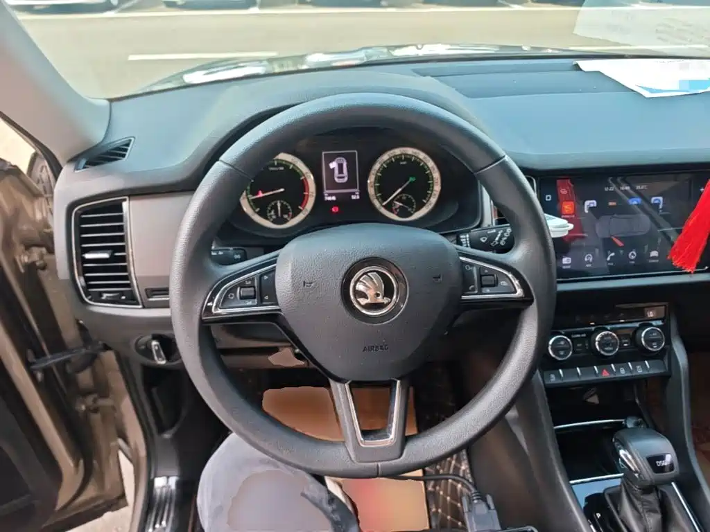 Skoda Kodiaq 2018 — фото 11