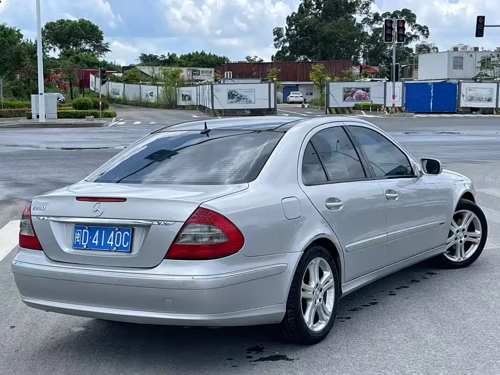 Mercedes-Benz E-Class 2007
