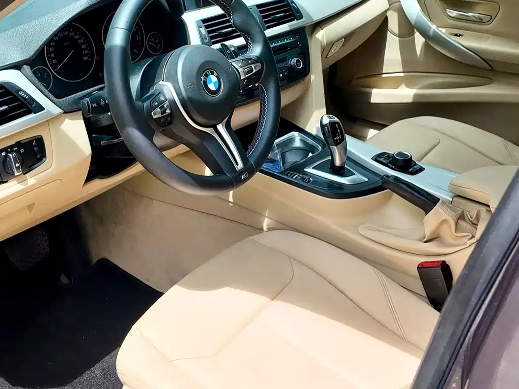 BMW 3 Series 2014 — фото 20