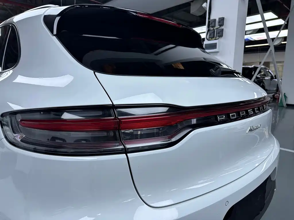 Porsche Macan 2020 — фото 16