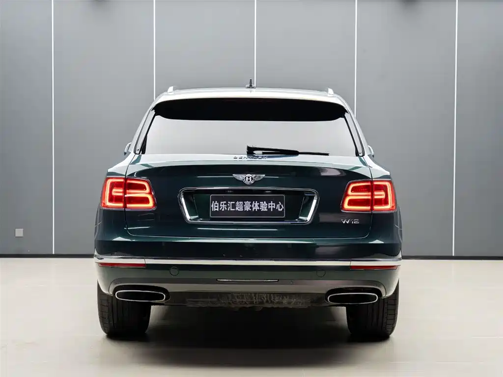 Bentley Bentayga 2017 — фото 7