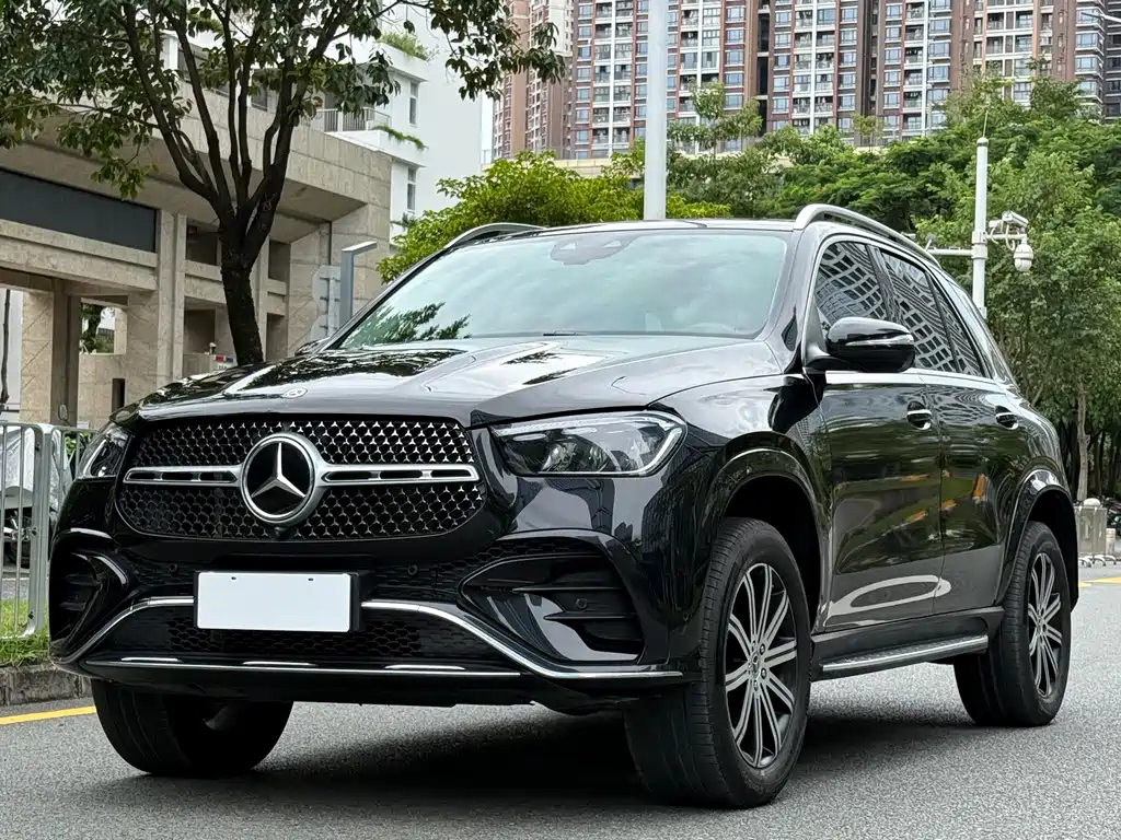 Mercedes-Benz GLE 2024 — фото 1