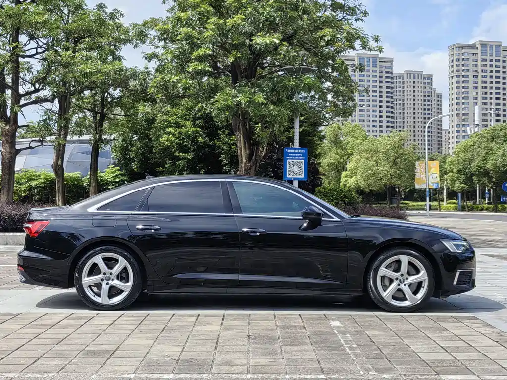 Audi A6L 2020