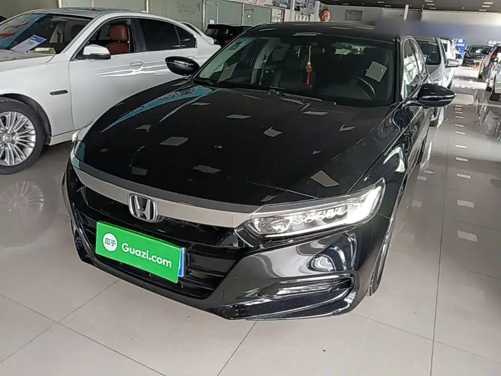 Honda Accord 2019 — фото 2