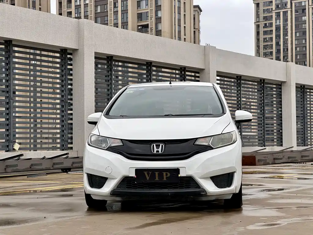 Honda Fit 2016 — фото 2